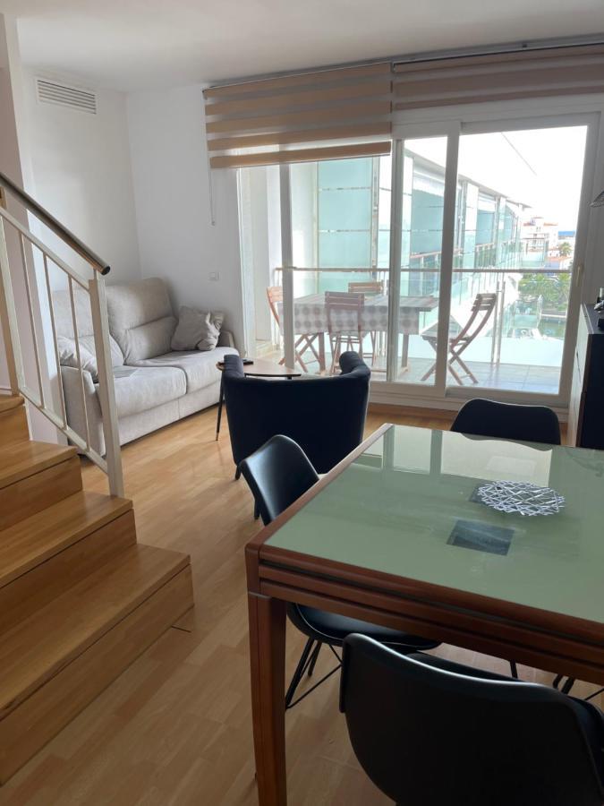 Vue Canal + Roof De 60 M2 Appartement *